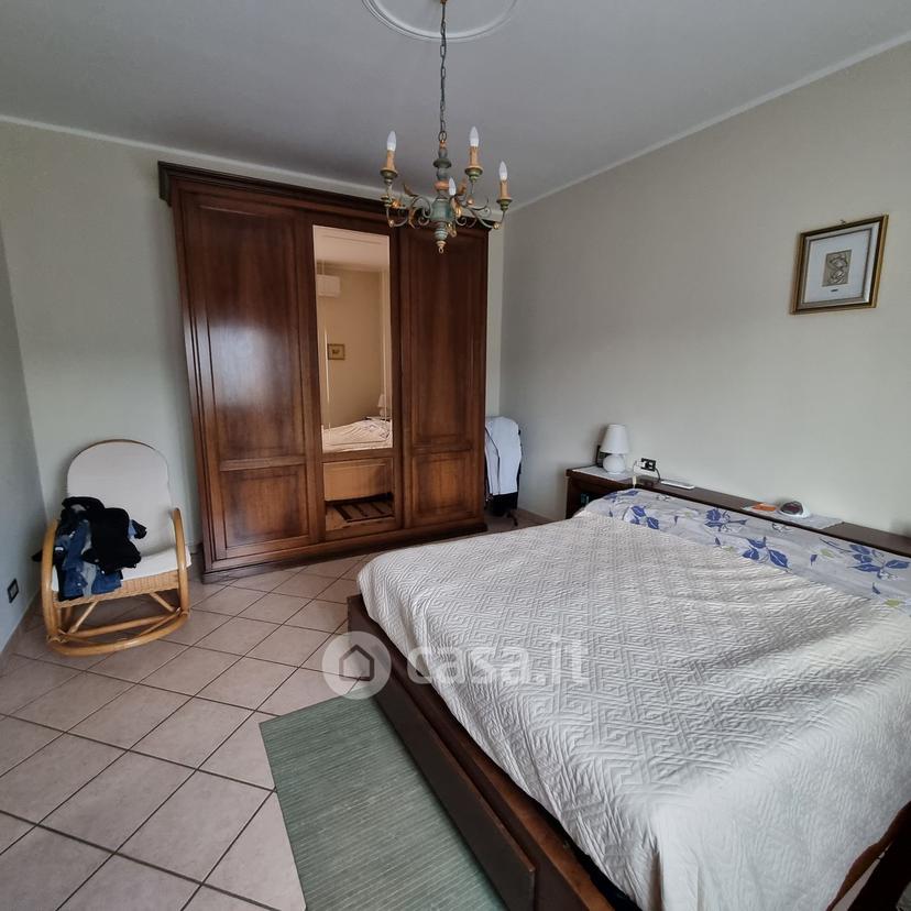 Villa in Via Ugo Foscolo 28 — foto 18 di 43