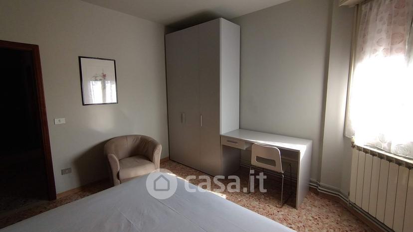 Stanza in Via Giovanni Pascoli — foto 11 di 15