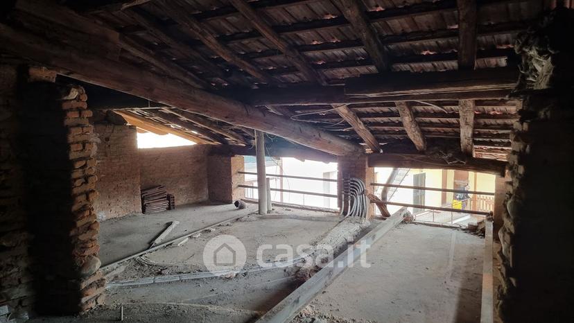 Trilocale in Piazza C. B. Cavour 2 — foto 8 di 28