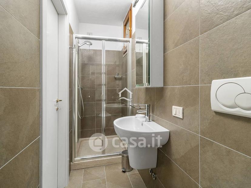 Villa in Via Luigi Cocca — foto 26 di 29