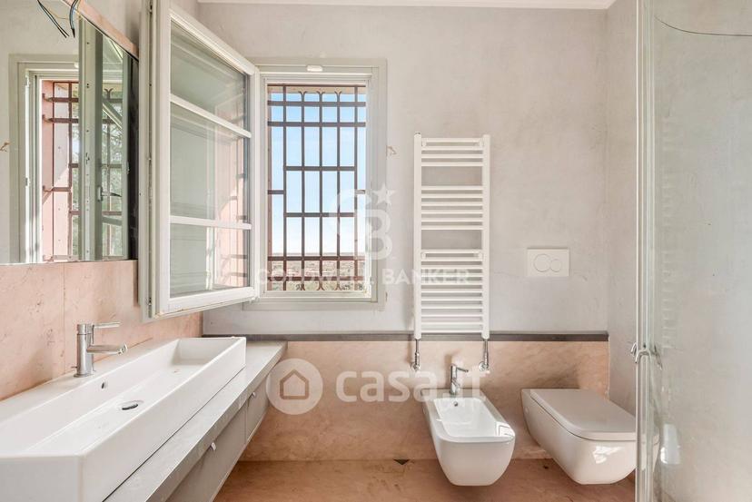Villa in Via Volturno — foto 6 di 23