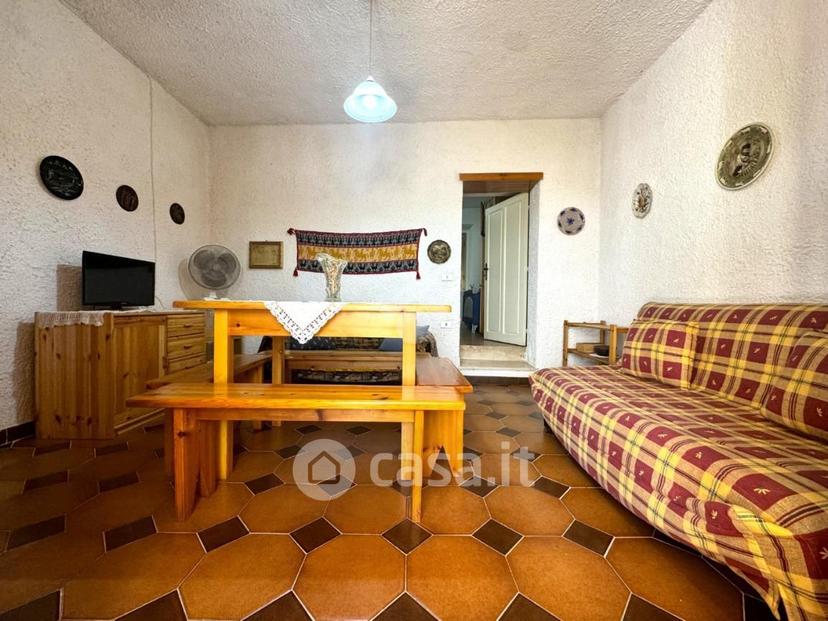 Trilocale in Via Mazzini 6 — foto 4 di 28