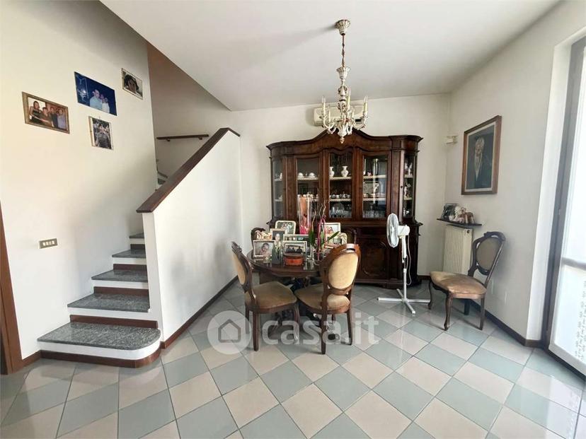 Villa in Via Cristoforo Colombo — foto 38 di 45
