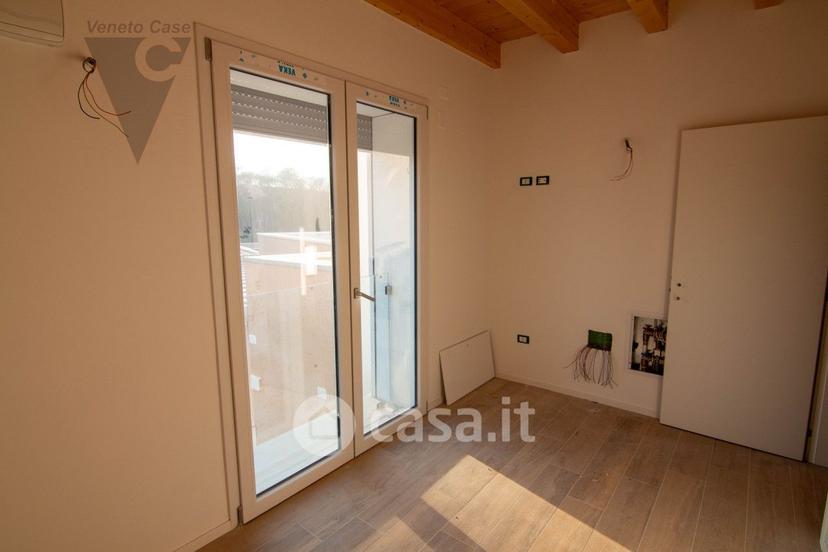 Trilocale in Via Papa Pio XII — foto 26 di 29