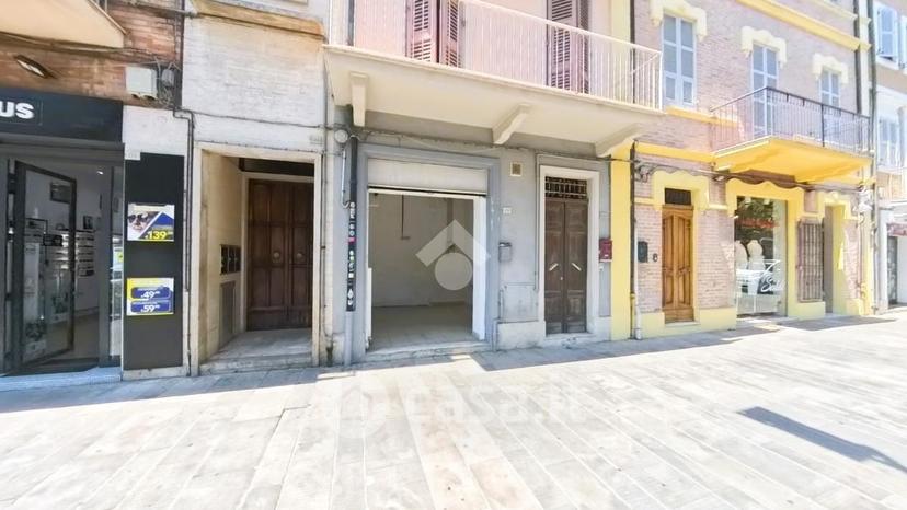 Monolocale in Corso Umberto I 138 — foto 8 di 11