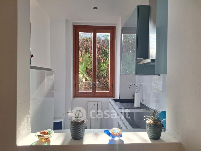 Trilocale in Via Vignolo 27 — foto 22 di 33