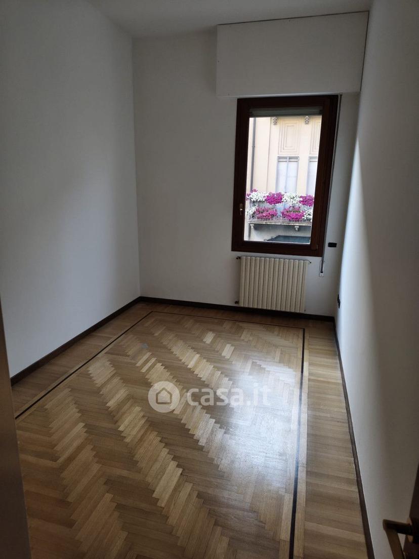 Quadrilocale in Via Beato Luca Belludi — foto 29 di 29