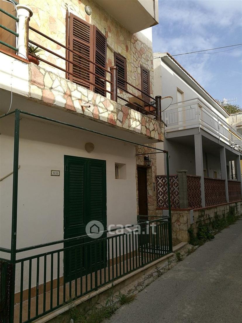Trilocale in Via Perseo 1237 — foto 10 di 38