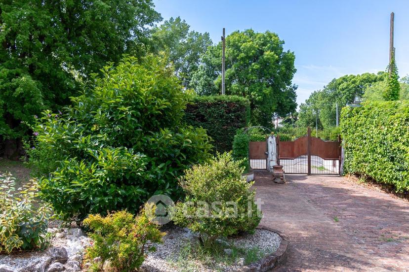 Villa in Via della Rondella 3 — foto 28 di 57