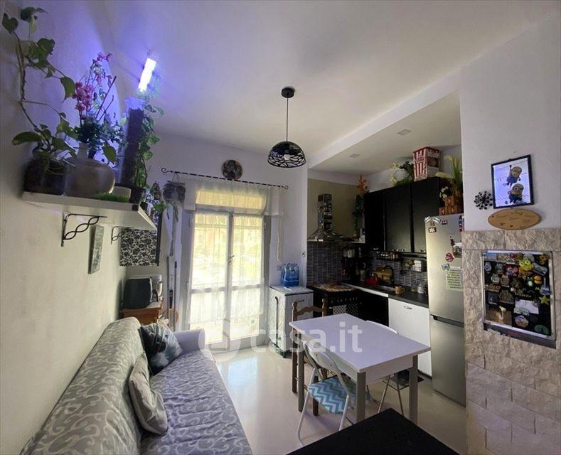 Trilocale in Via Fieschi 40 — foto 12 di 20