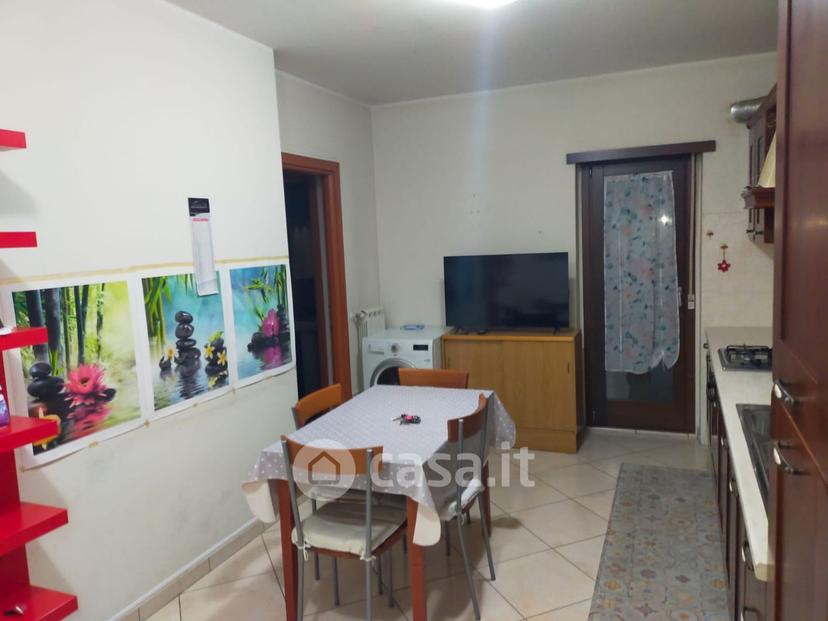 Trilocale in Via San Bartolomeo 24 — foto 3 di 8