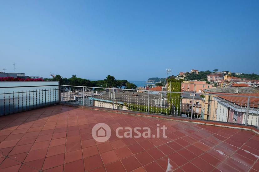 Trilocale in Via Monte Tabor — foto 13 di 23