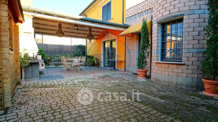 Villa in Via Roma — foto 21 di 58