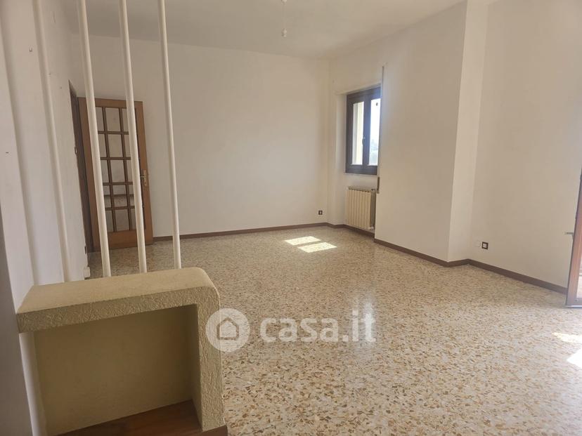 Quadrilocale in Via Fiamme Gialle — foto 22 di 26