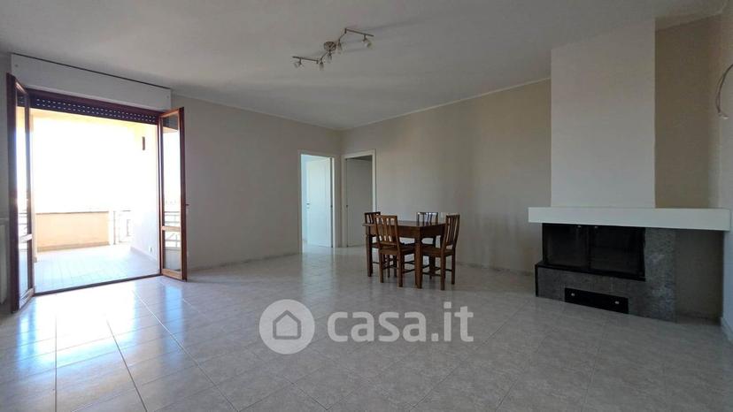 Quadrilocale in Via Alessandro Polidori 26 — foto 5 di 42
