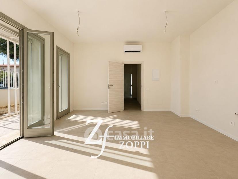 Trilocale in Via del Pino — foto 18 di 26