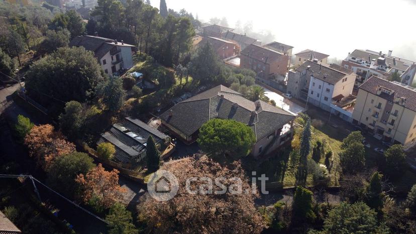 Villa in Strada Colle San Giorgio 5 — foto 14 di 42
