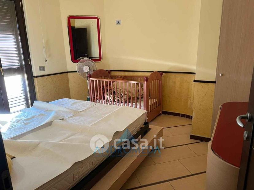 Villa in Via Domiziana — foto 17 di 27
