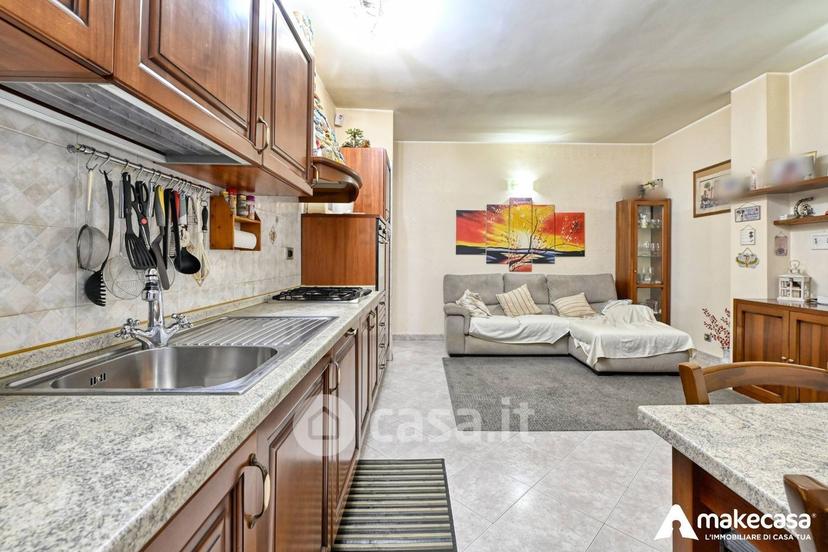 Trilocale in Via dei Platani 25 — foto 3 di 21