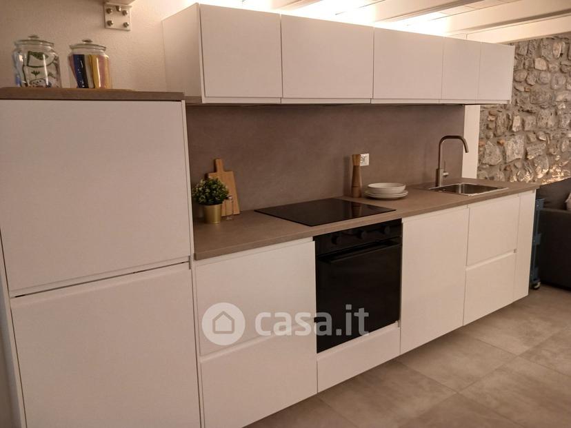 Bilocale in Via Vittorio Emanuele 60 — foto 3 di 31