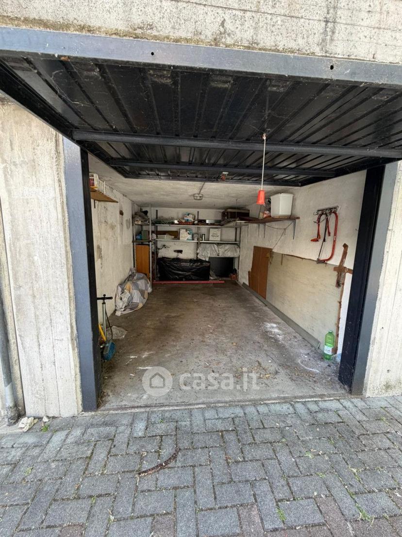 Trilocale in Via Sporzana — foto 10 di 36
