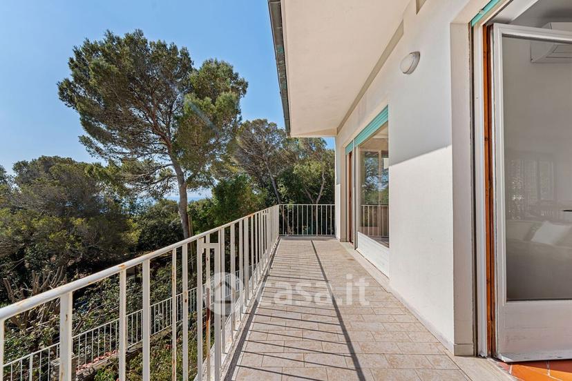 Villa in Via del Glicine 2 — foto 31 di 41