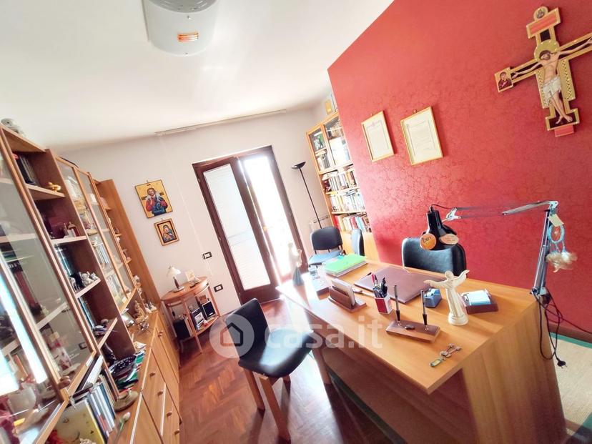 Trilocale in Viale Europa — foto 24 di 38