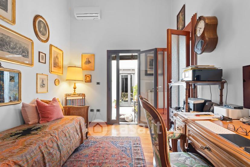 Appartamento in Via Cairoli 3 — foto 27 di 71