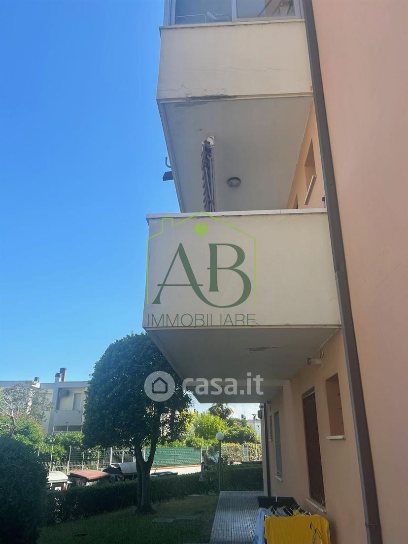 Bilocale in Viale Gioacchino Rossini 250 — foto 7 di 10