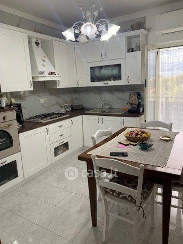 Trilocale in Via Madre Rosa Gattorno 40 — foto 4 di 21