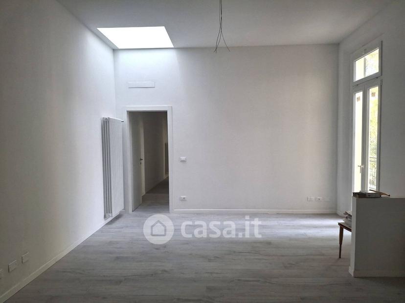 Quadrilocale in Via Francesco del Cossa 21 — foto 21 di 35