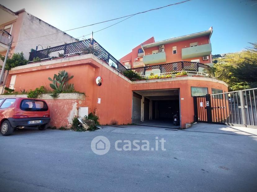 Quadrilocale in Via Venero 254 — foto 23 di 38