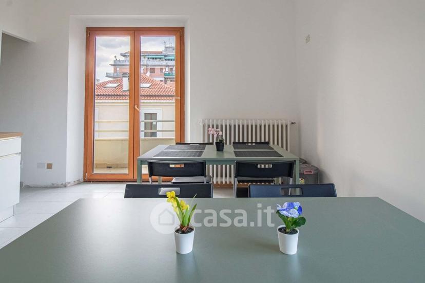 Stanza in Viale G. Marconi 180 — foto 8 di 30