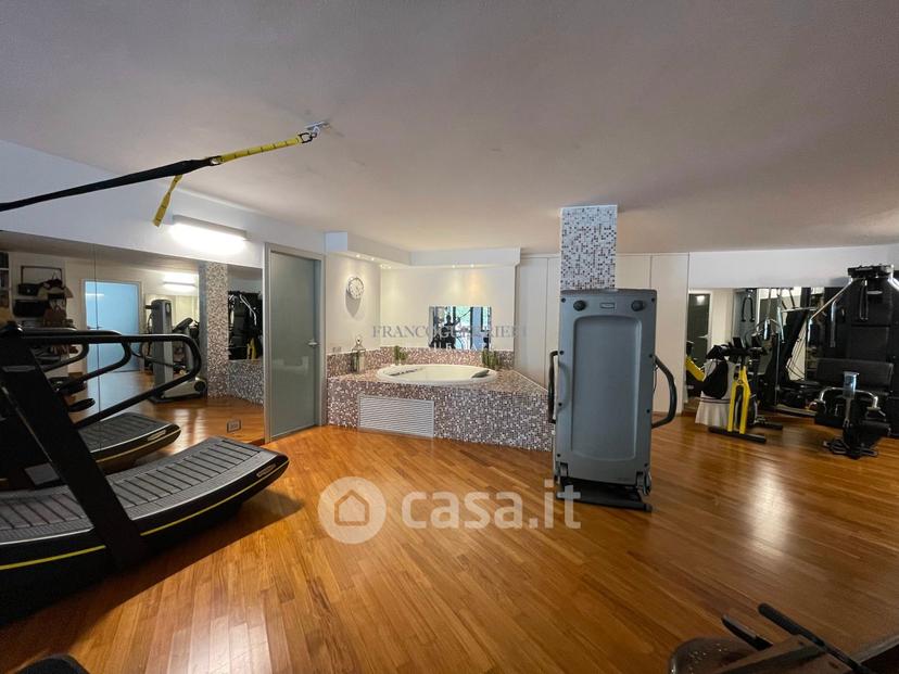Villa in Via Alcide de Gasperi — foto 20 di 38