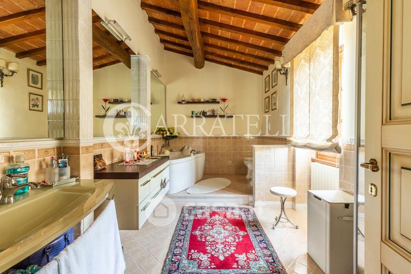 Villa in Via Belvedere 4 — foto 34 di 43