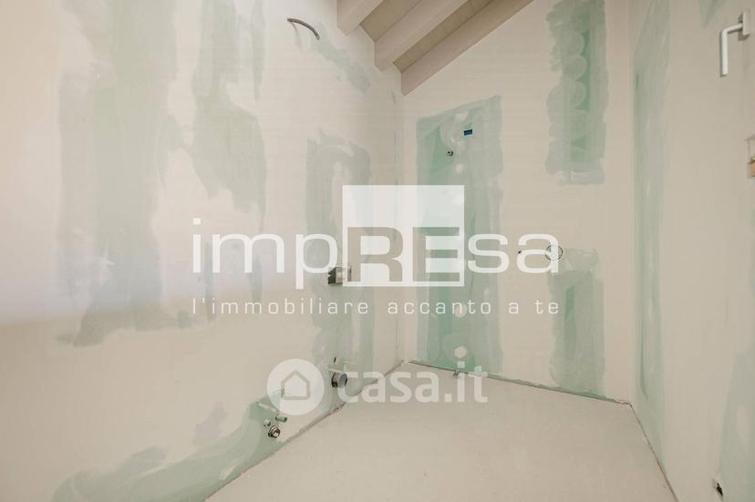 Villa in Via Giambellino — foto 15 di 44