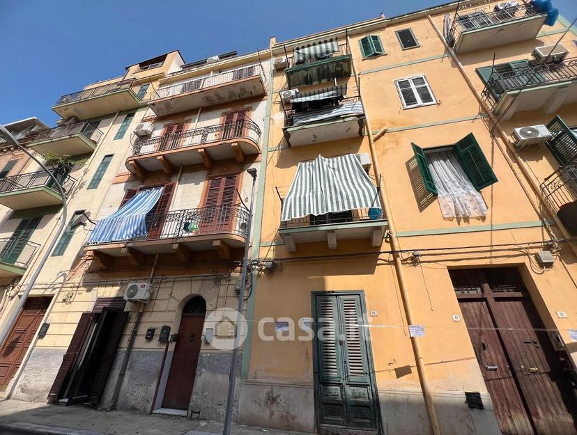 Quadrilocale in Via Arcivescovo Alfano 21 — foto 3 di 23