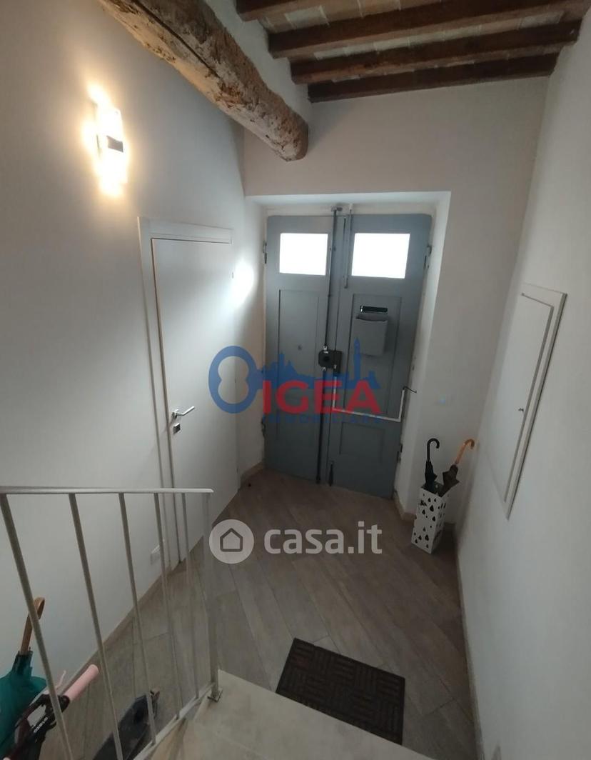 Trilocale in Piazza Arnolfo di Cambio 53034 — foto 14 di 31