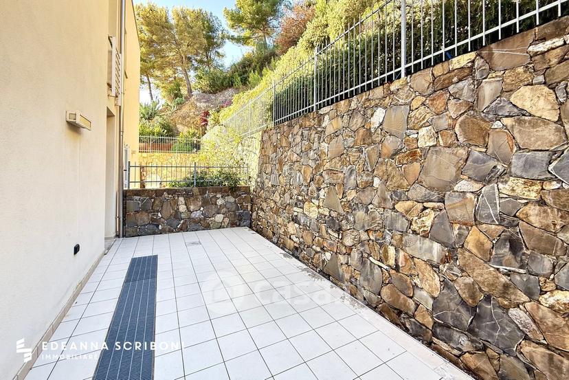 Trilocale in Strada della Bura 9 — foto 11 di 43