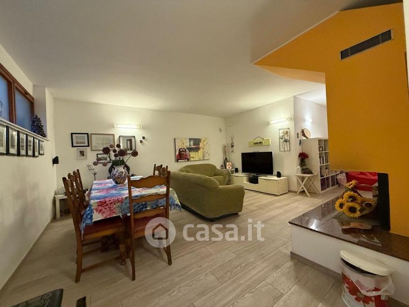 Villa in Via dei Colli — foto 17 di 33