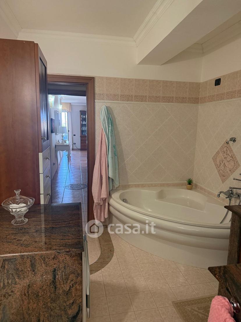Quadrilocale in Zona Capocolonna — foto 32 di 39