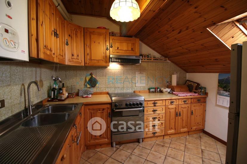 Quadrilocale in Viale dei Finanzieri 16 — foto 4 di 28