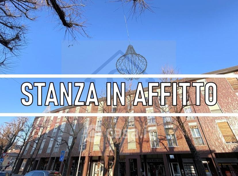 Stanza in Roma 11 — foto 2 di 15