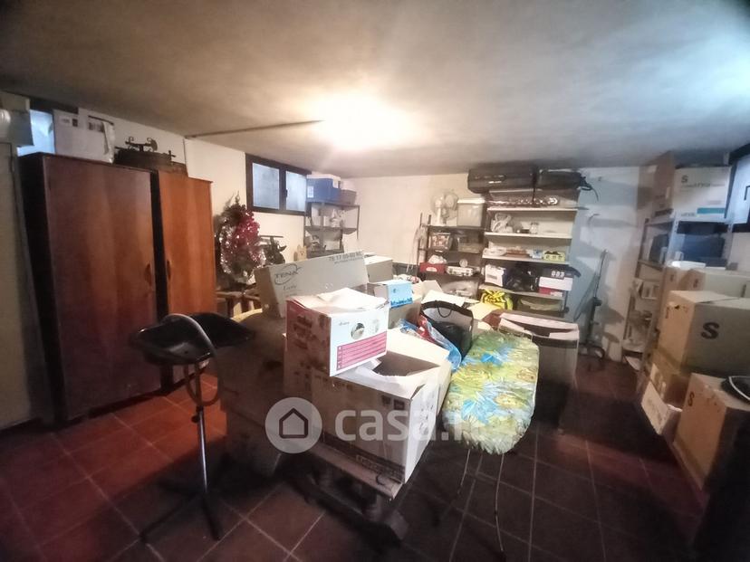 Villa in Via Gagnago — foto 31 di 32