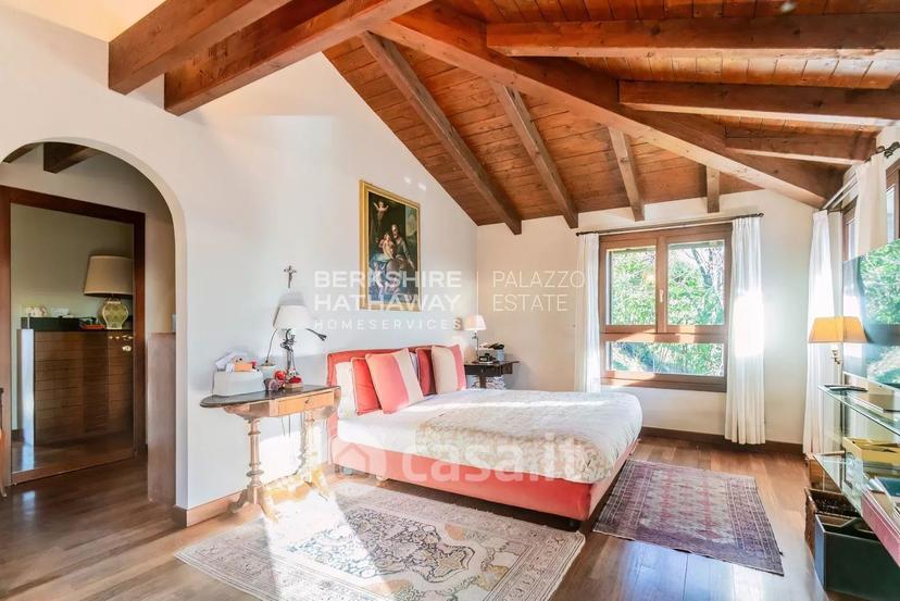 Villa in Via Per Brunate — foto 40 di 44