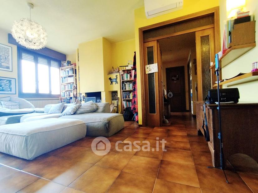 Trilocale in Via Volturno — foto 2 di 35