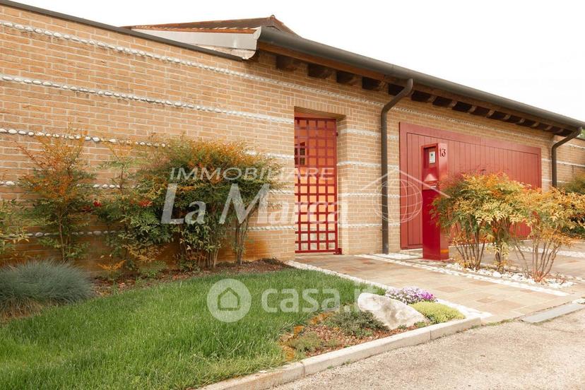 Villa in Via Osoppo 13 — foto 13 di 33