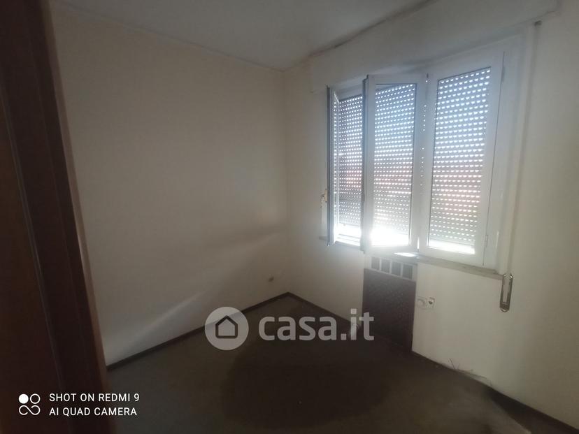 Stanza in Via Renata di Francia 40 — foto 30 di 34