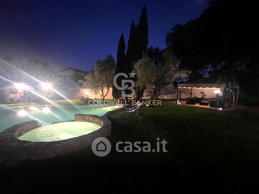 Villa in Strada Cassia Sud — foto 6 di 77