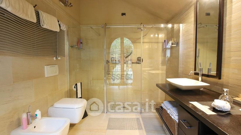 Villa in Via dei Cotani 211